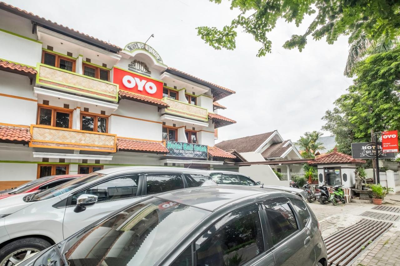 Oyo 1945 Hotel Bali Indah Bandung Exterior photo