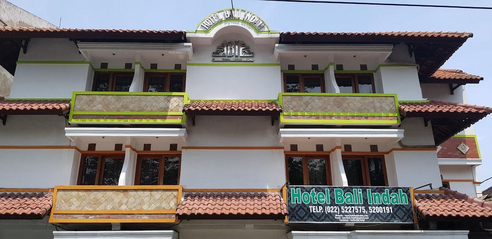 Oyo 1945 Hotel Bali Indah Bandung Exterior photo