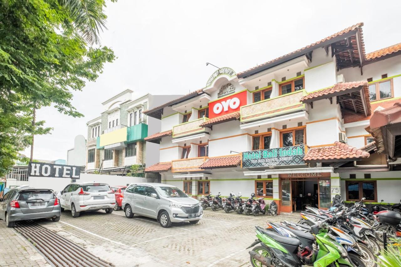 Oyo 1945 Hotel Bali Indah Bandung Exterior photo